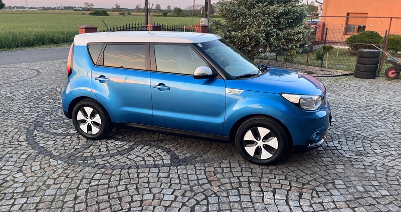 Kia Soul cena 31900 przebieg: 125000, rok produkcji 2015 z Prochowice małe 781